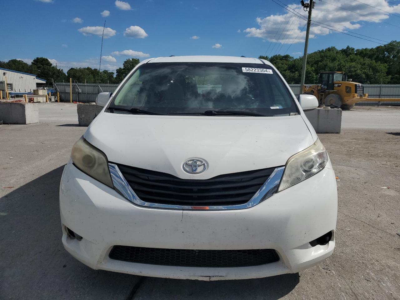 5TDKK3DC2ES424616 2014 Toyota Sienna Le