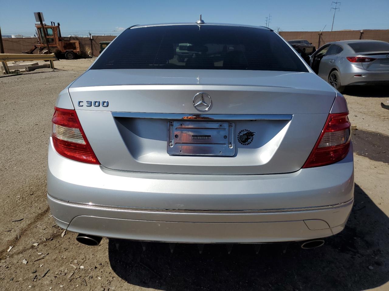 WDDGF5EB5BA526406 2011 Mercedes-Benz C 300