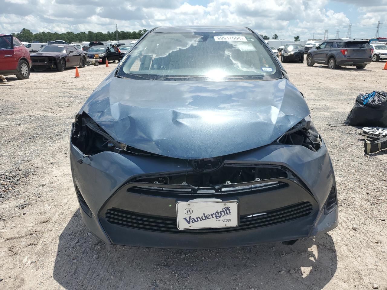 2019 Toyota Corolla L vin: 5YFBURHE0KP890672