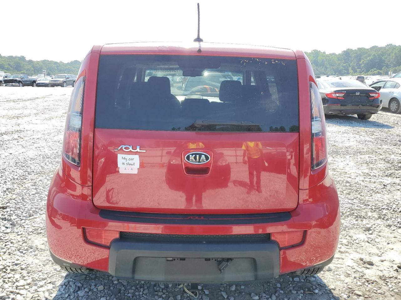 KNDJT2A22B7272356 2011 Kia Soul +