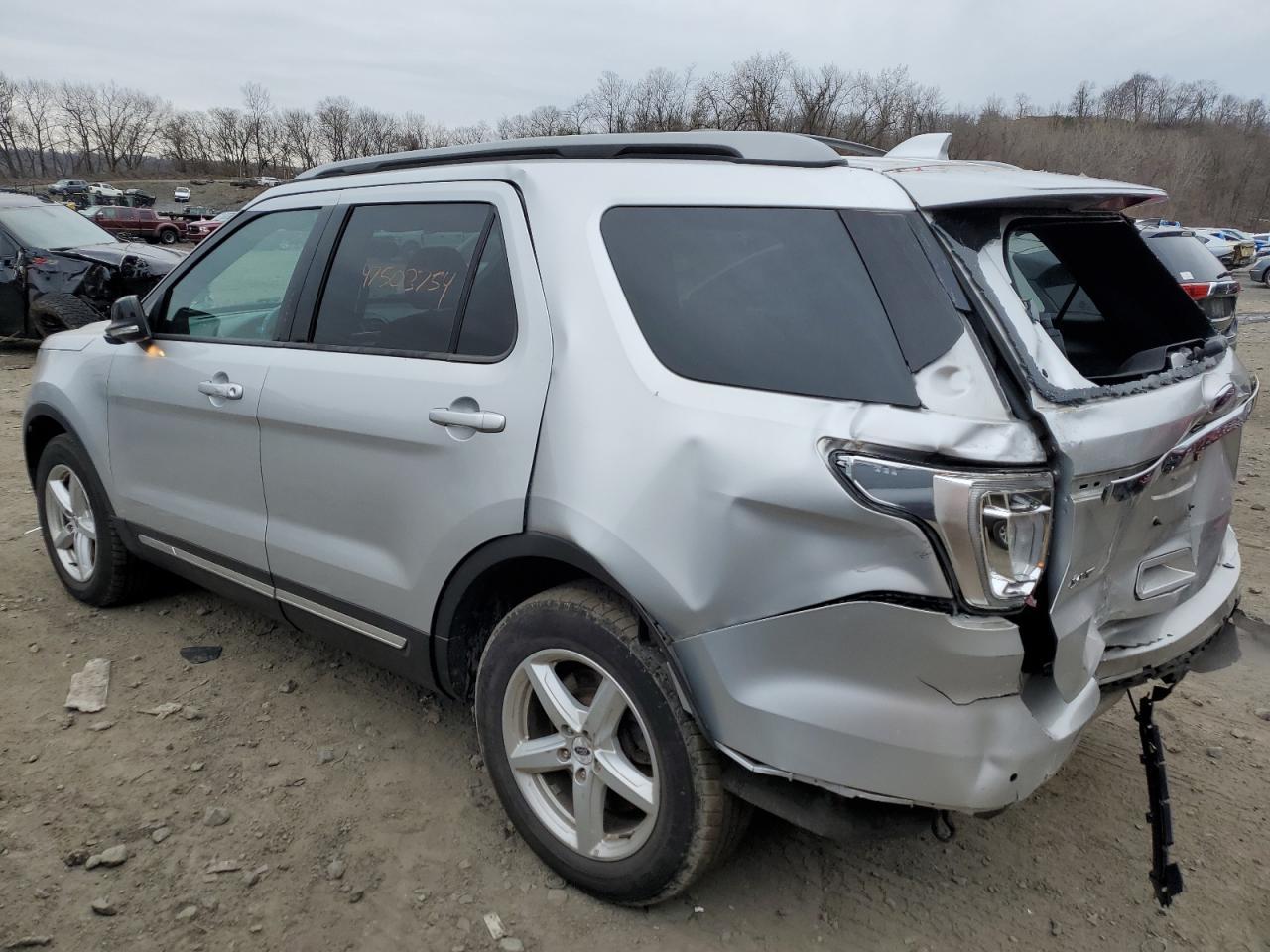 2017 Ford Explorer Xlt vin: 1FM5K8DH9HGD73793