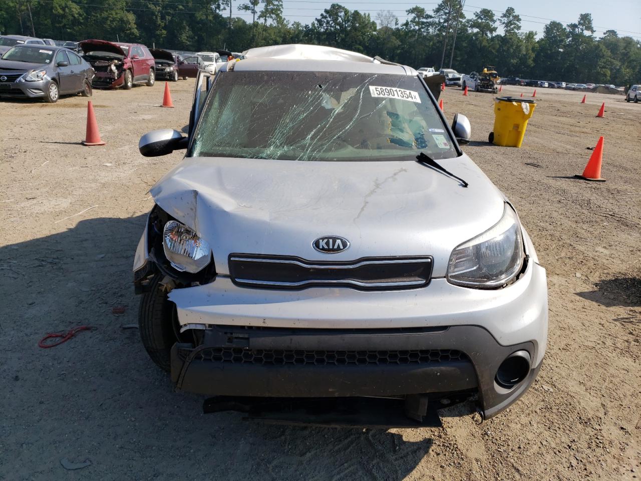 KNDJN2A25J7582560 2018 Kia Soul