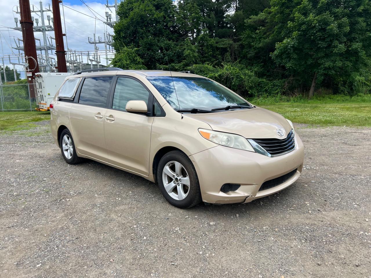 2012 Toyota Sienna Le vin: 5TDKK3DC9CS233451