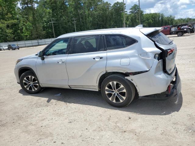 5TDGZRAH8NS549897 2022 Toyota Highlander Xle