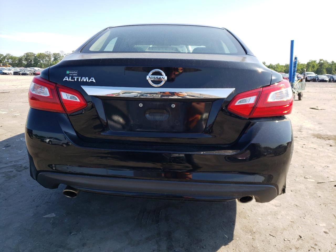 1N4AL3AP4HN365679 2017 Nissan Altima 2.5