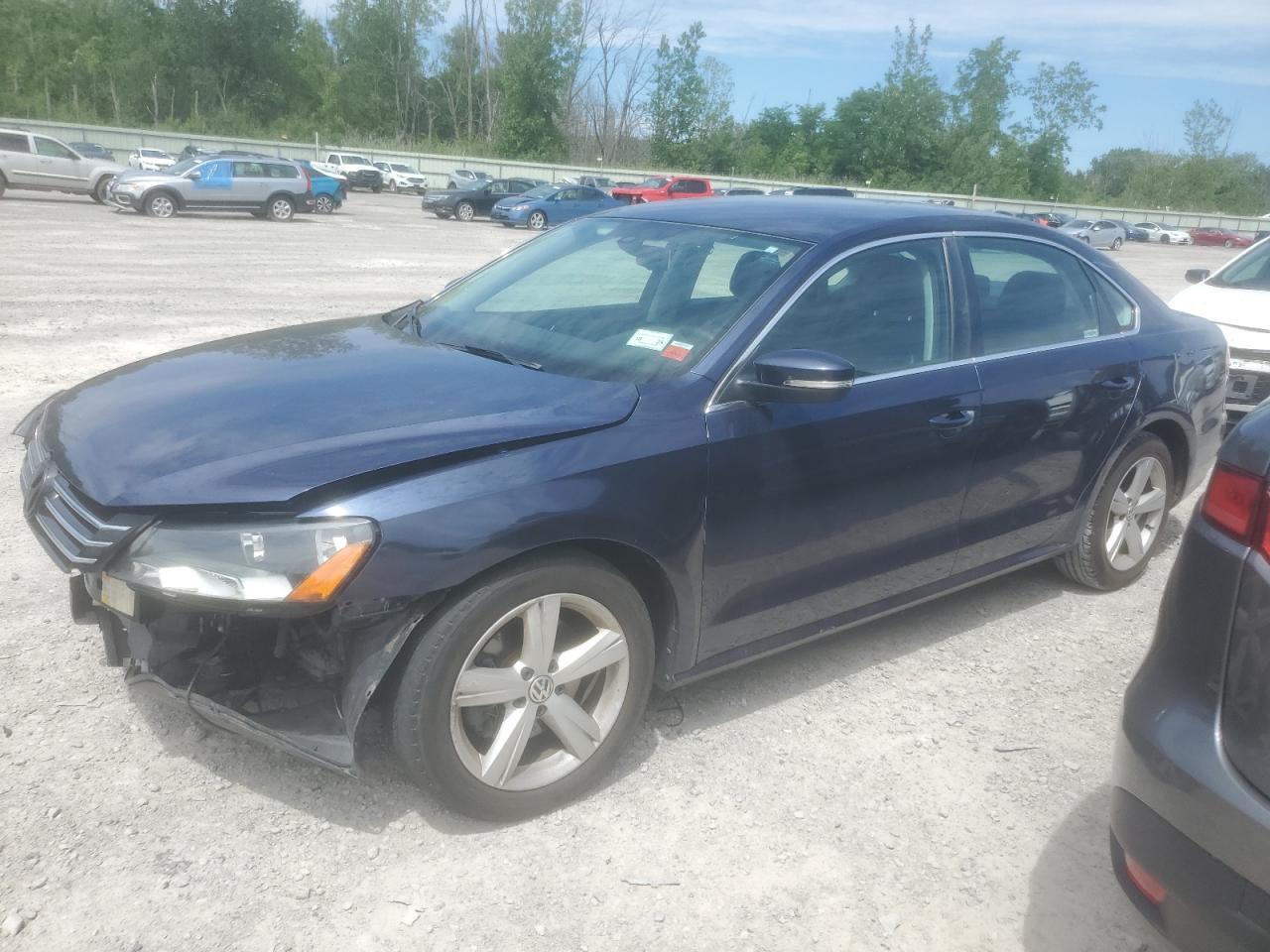 2014 Volkswagen Passat Se vin: 1VWBS7A31EC033113