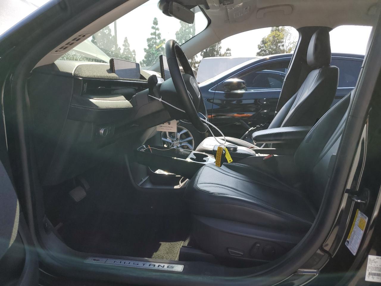 3FMTK3SU8MMA03753 2021 Ford Mustang Mach-E Premium