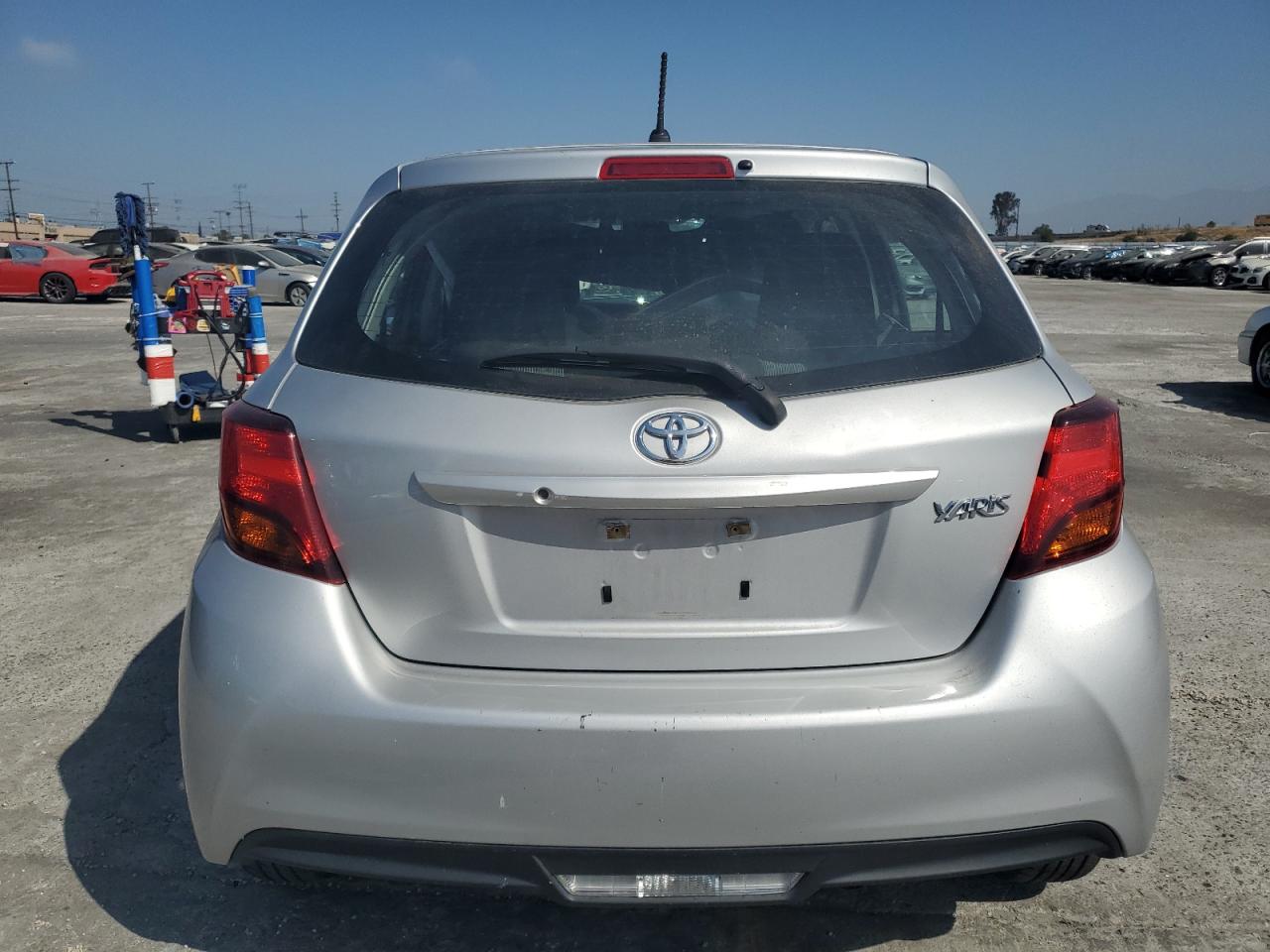 VNKKTUD33HA082329 2017 Toyota Yaris L