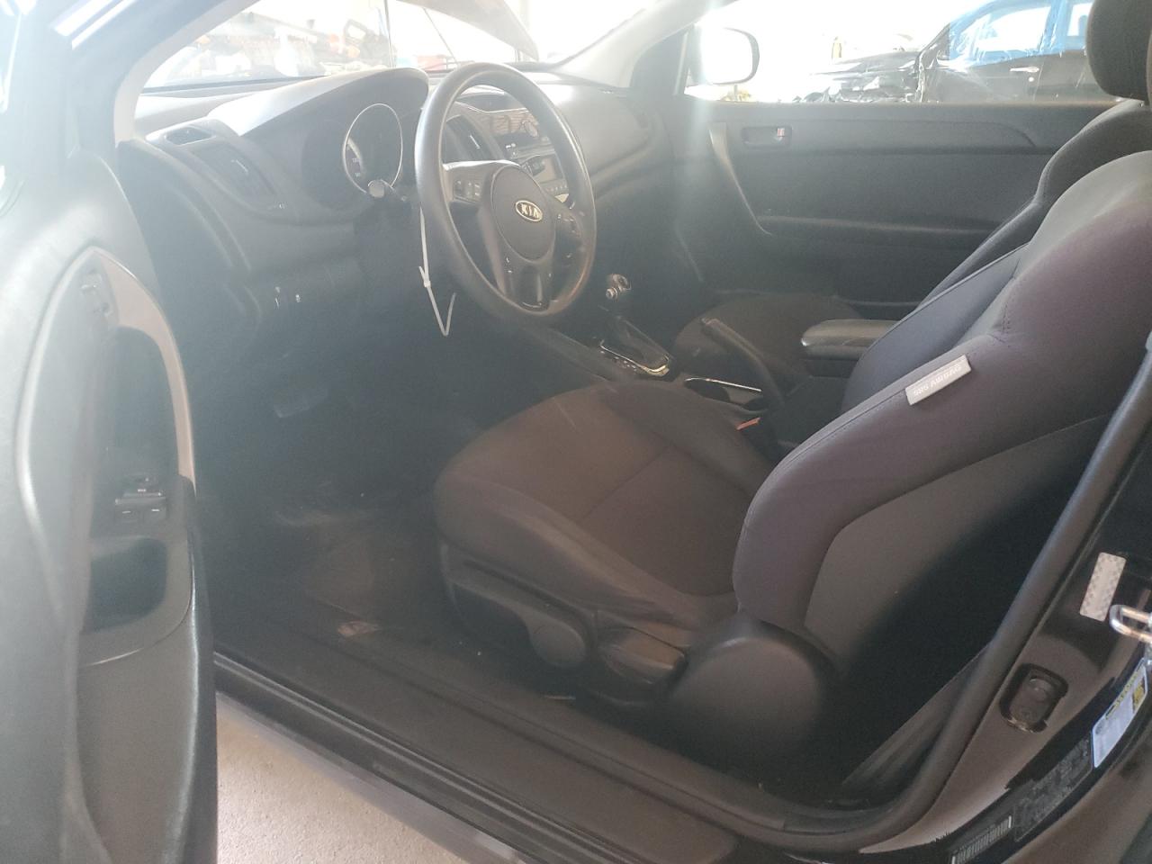 KNAFU6A26B5390798 2011 Kia Forte Ex