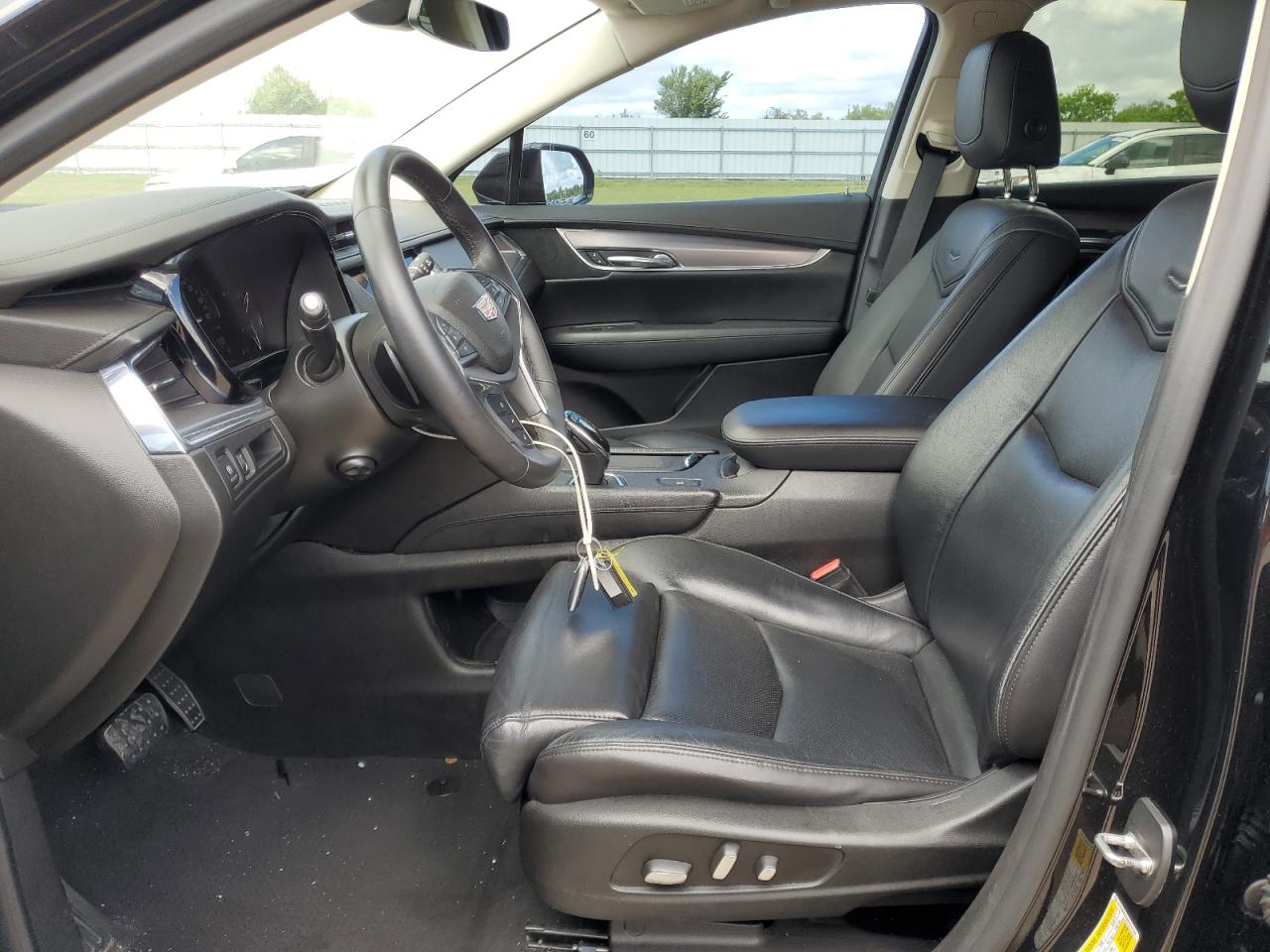 1GYKNBRS5HZ247106 2017 Cadillac Xt5 Luxury