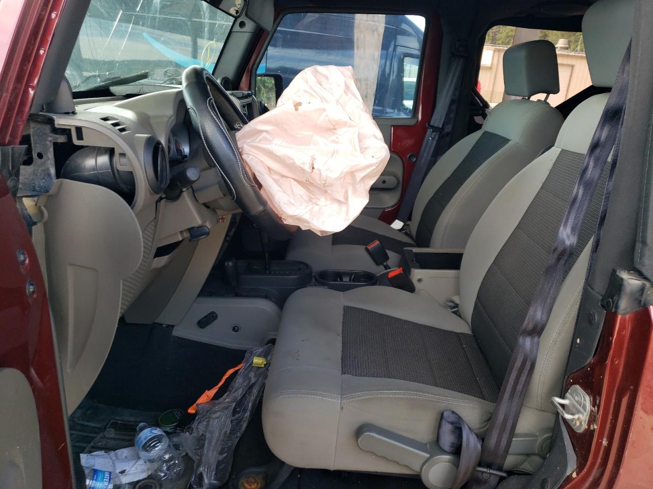 1J8FA54117L169498 2007 Jeep Wrangler Sahara