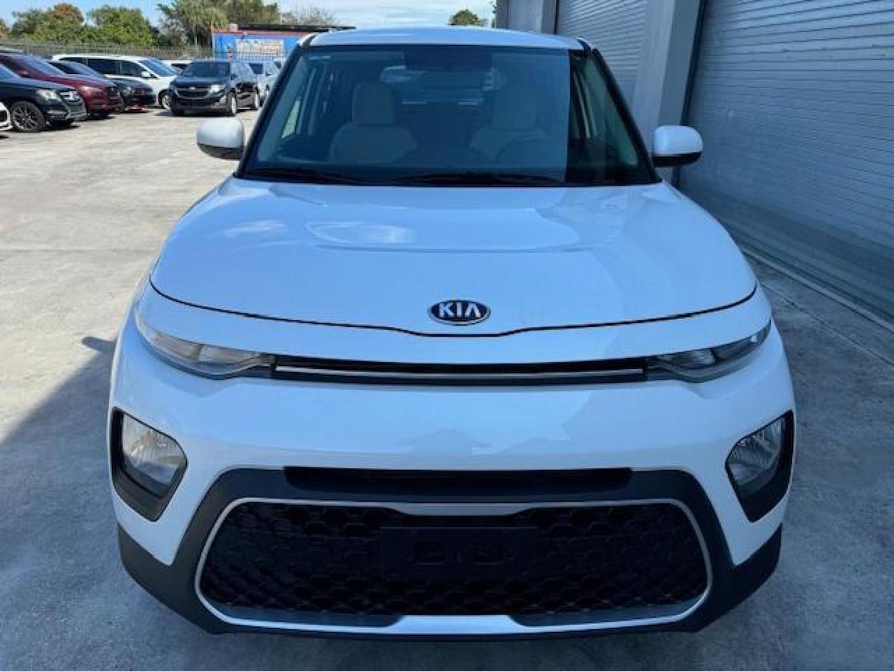 2020 Kia Soul Lx vin: KNDJ23AU2L7718792