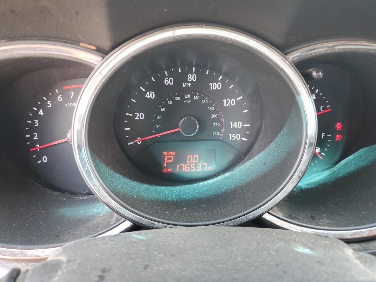 5XYKT3A11DG348172 2013 Kia Sorento Lx