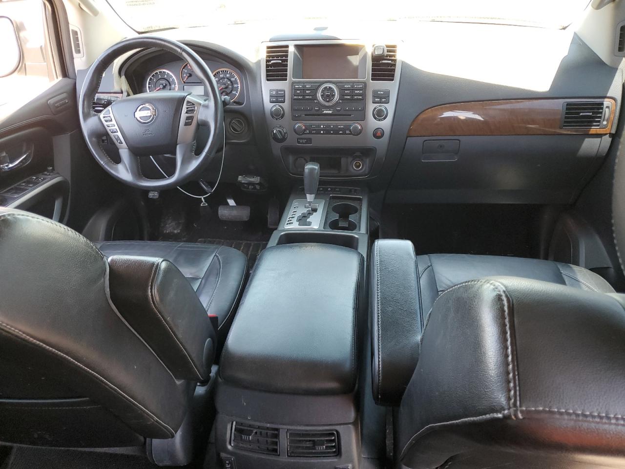 5N1BA0NC2FN607324 2015 Nissan Armada Sv