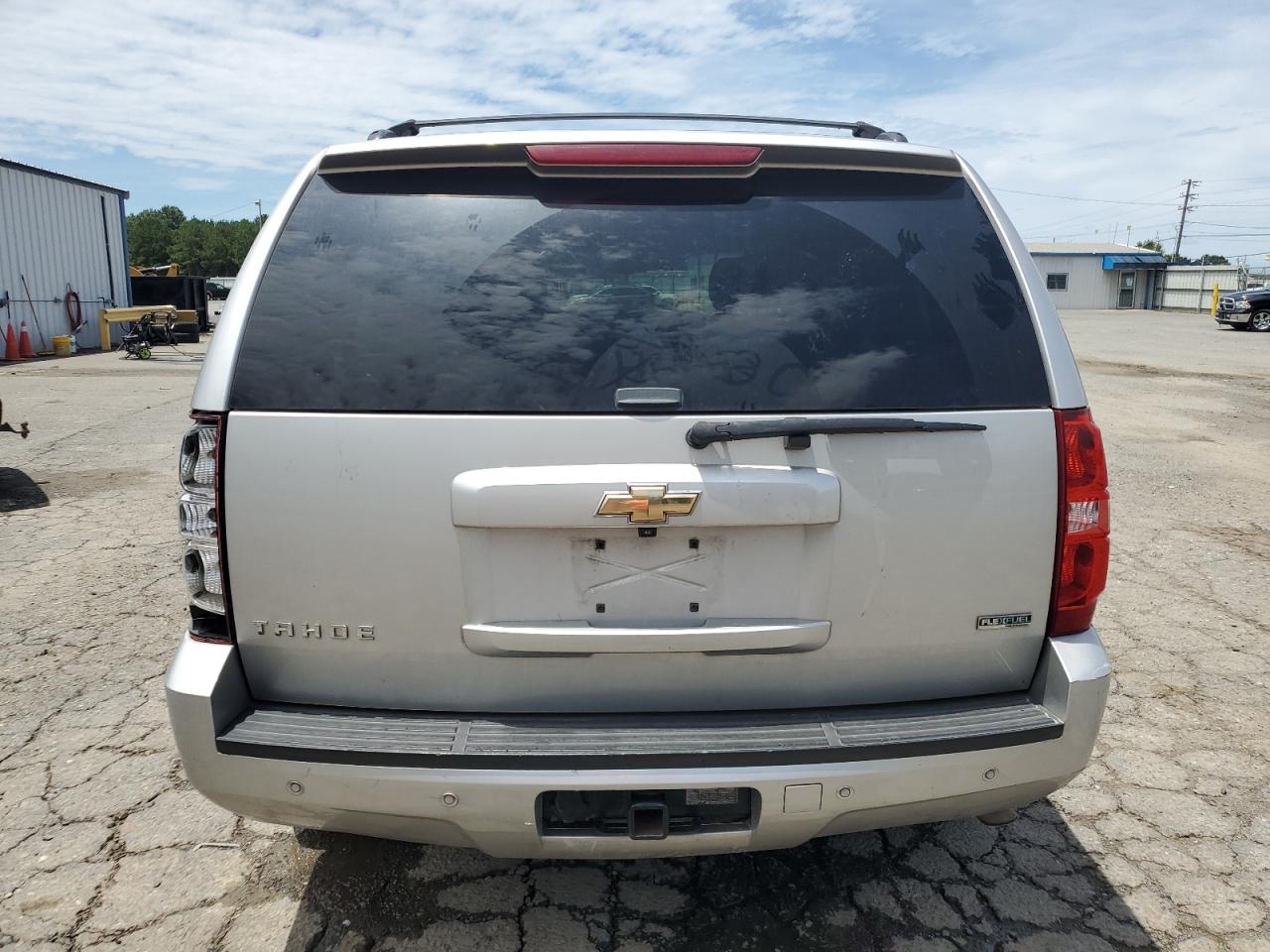 1GNMCBE35AR214476 2010 Chevrolet Tahoe C1500 Lt