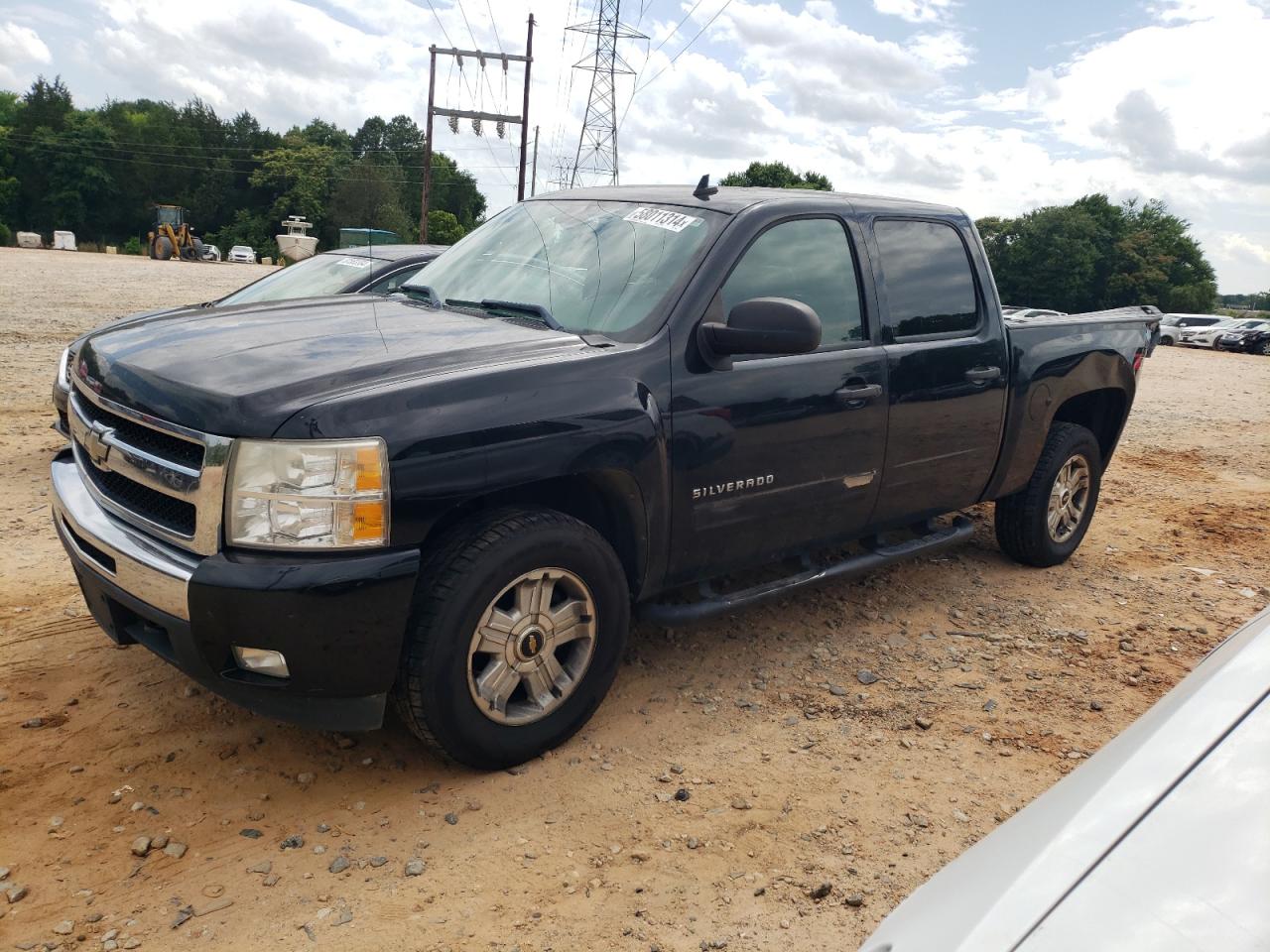 3GCPKSE30BG188900 2011 Chevrolet Silverado K1500 Lt