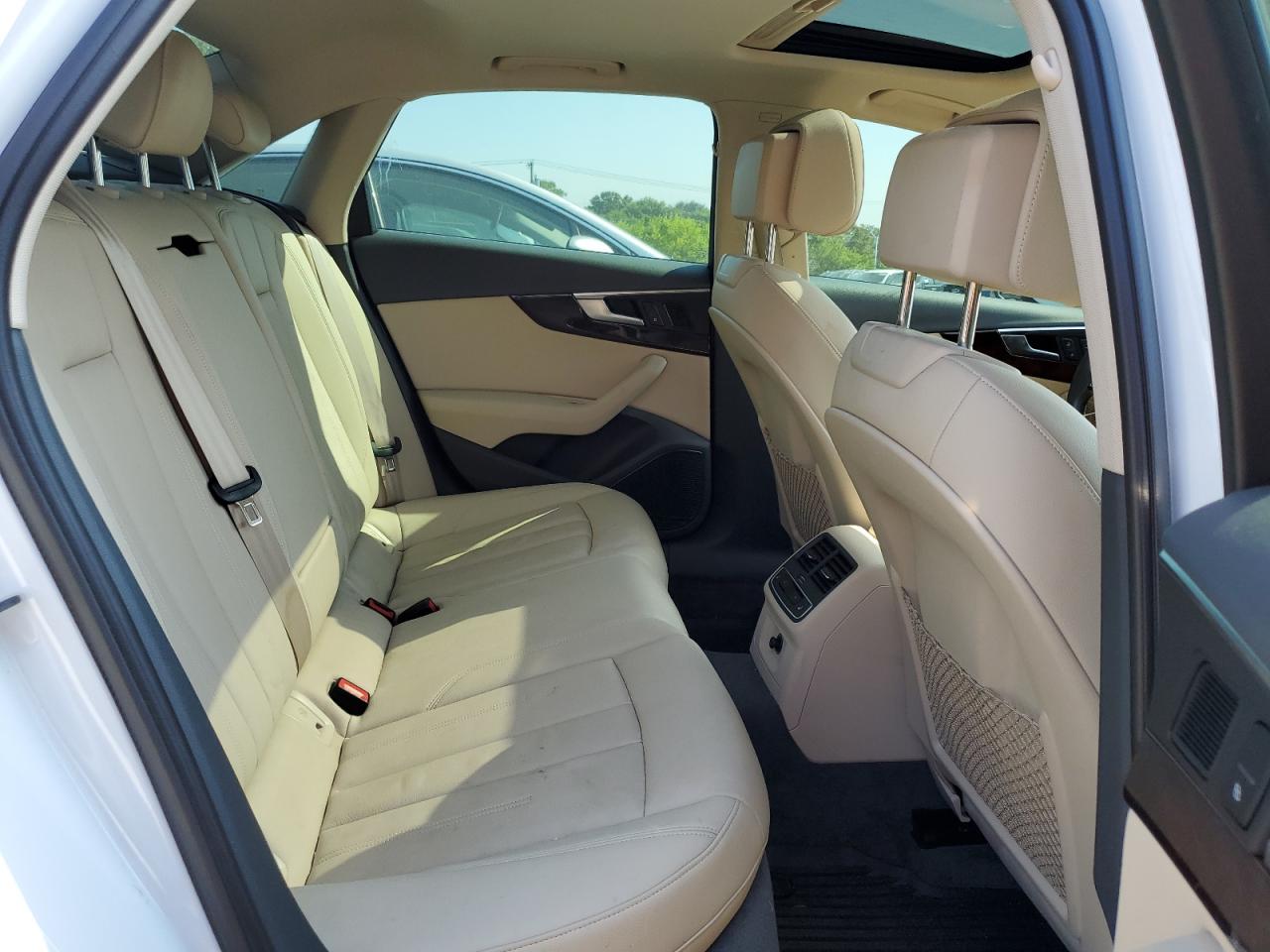 WAUENAF46JN016583 2018 Audi A4 Premium Plus