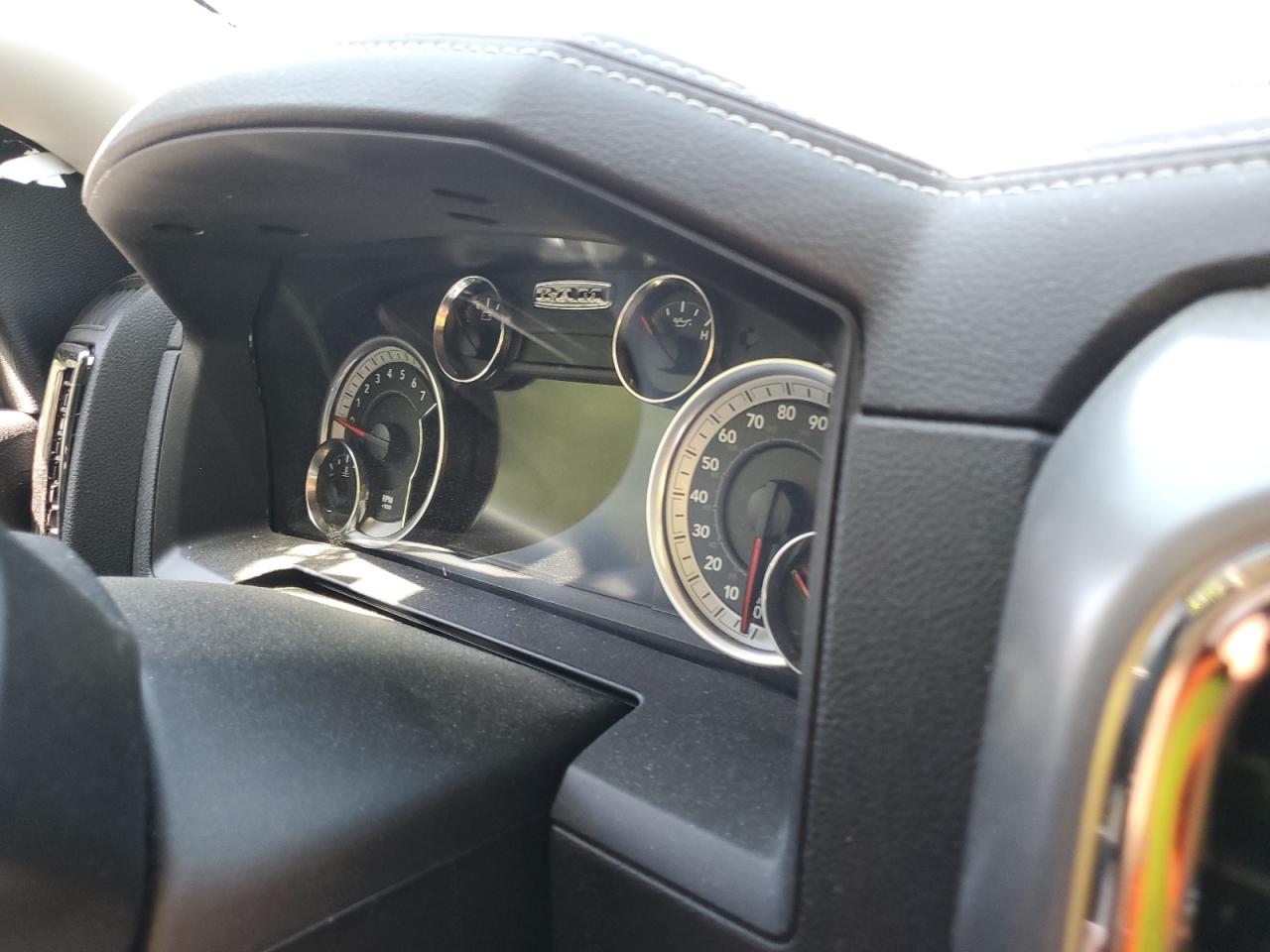 1C6RR7MT4HS814234 2017 Ram 1500 Sport