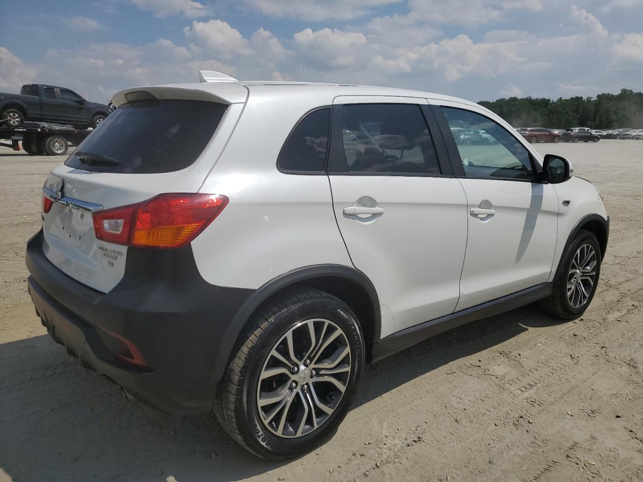 2019 Mitsubishi Outlander Sport Es vin: JA4AR3AU4KU017323