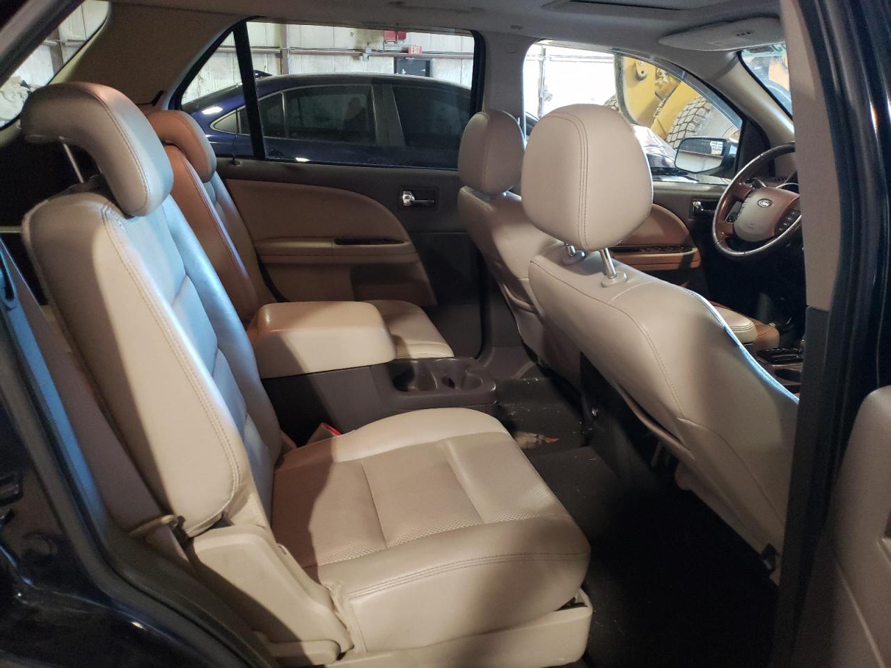 1FMDK03W38GA01735 2008 Ford Taurus X Limited