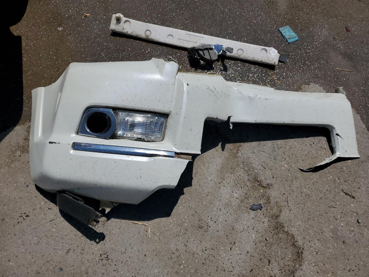 JTEZU5JR2B5031709 2011 Toyota 4Runner Sr5