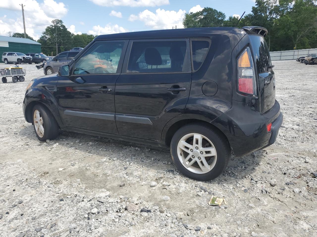 KNDJT2A28B7234324 2011 Kia Soul +