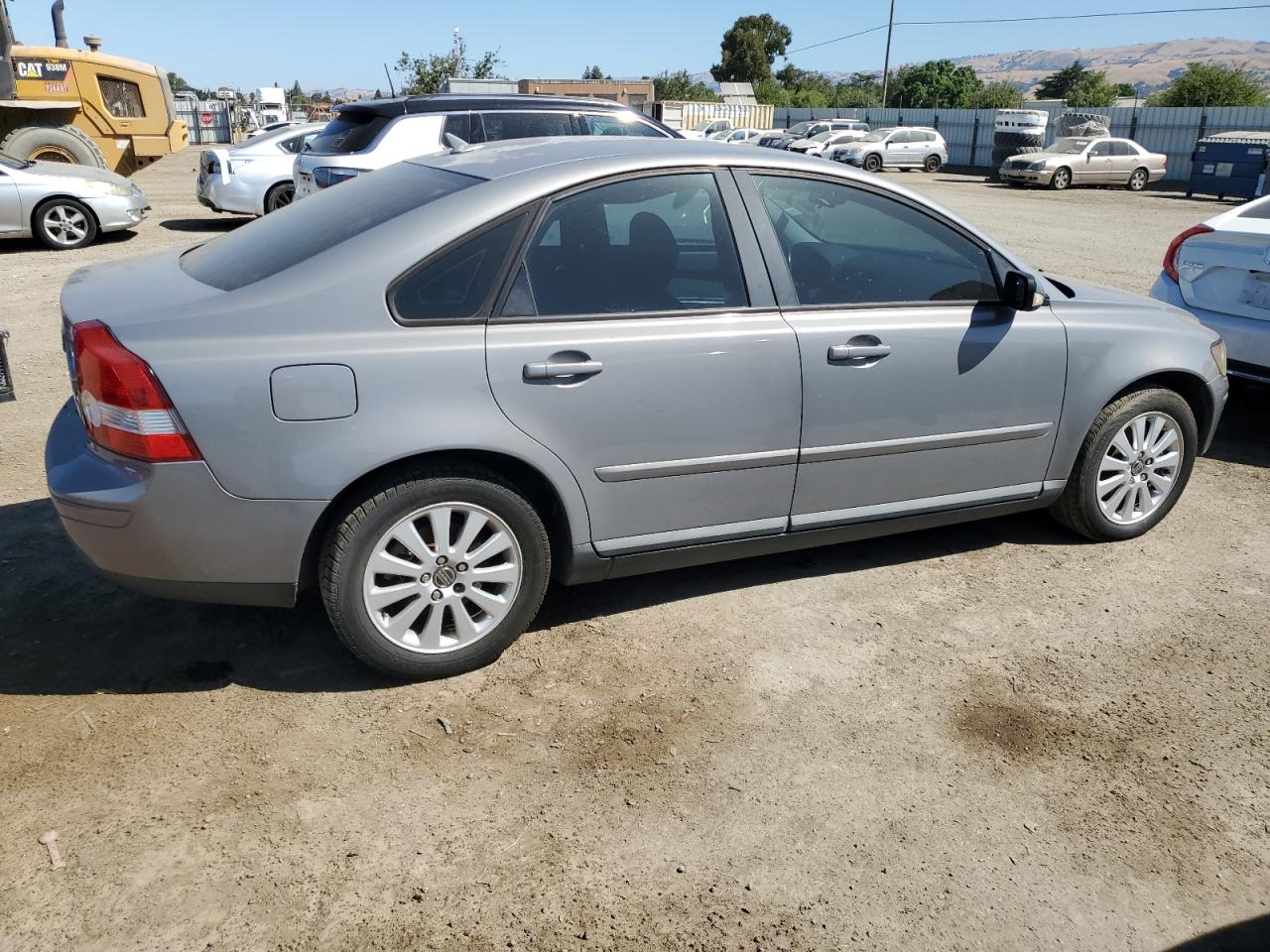 YV1MS382252072956 2005 Volvo S40 2.4I