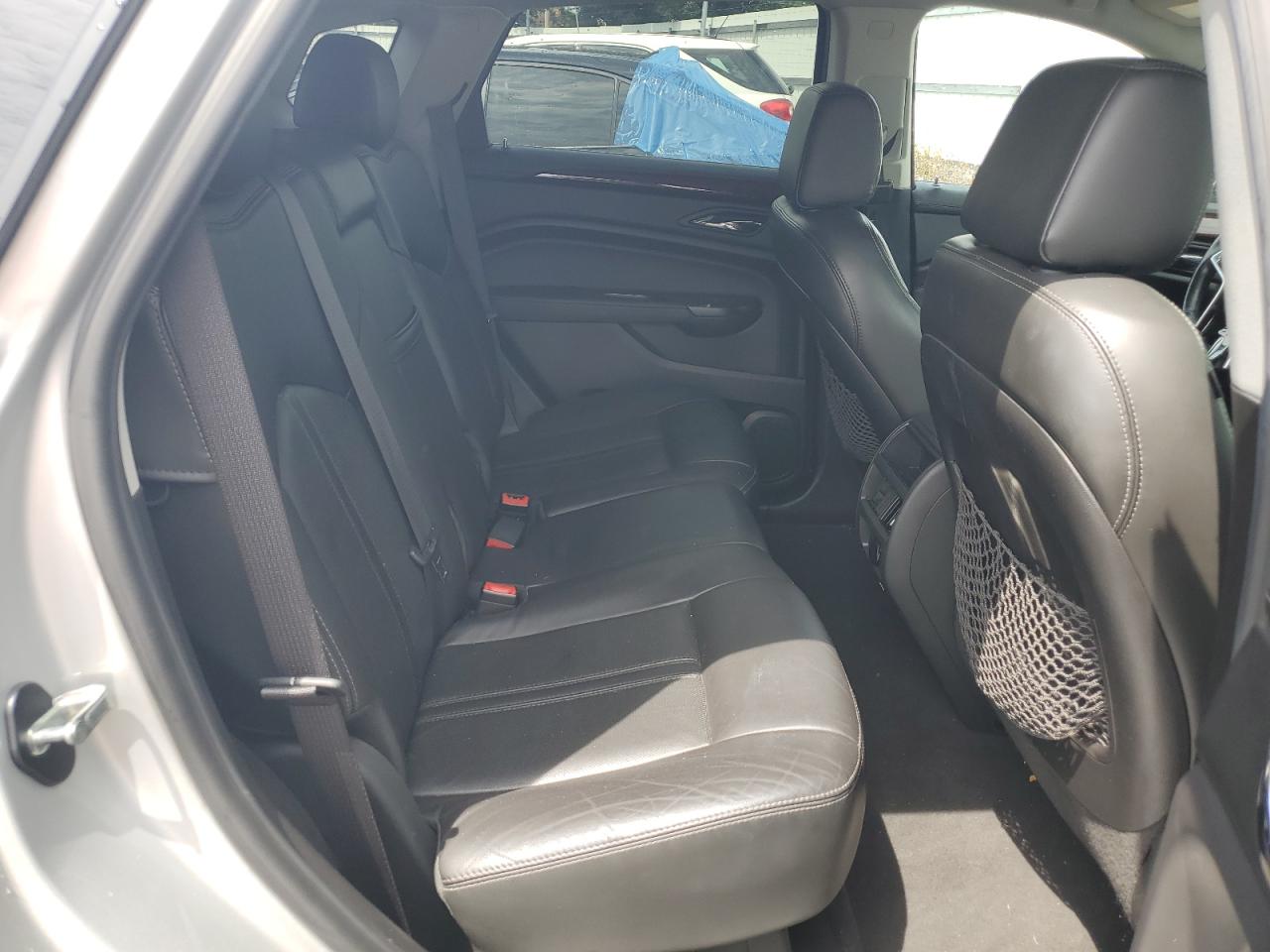 3GYFNEE33GS573032 2016 Cadillac Srx Luxury Collection