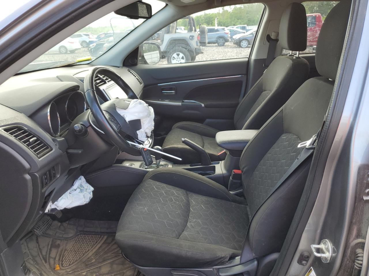 JA4AR3AUXLU016548 2020 Mitsubishi Outlander Sport Es