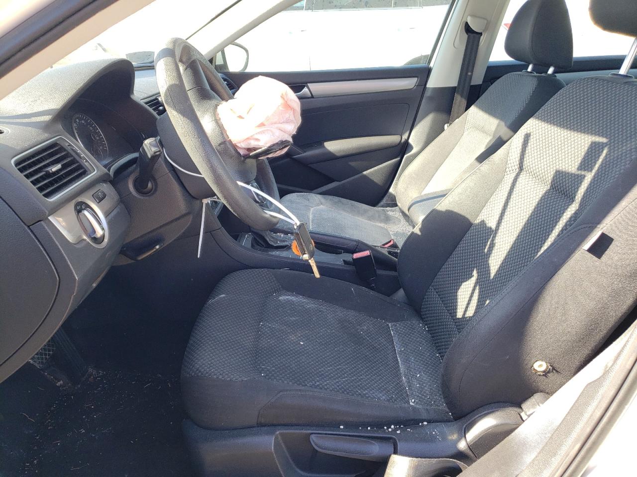 1VWAP7A3XCC063379 2012 Volkswagen Passat S