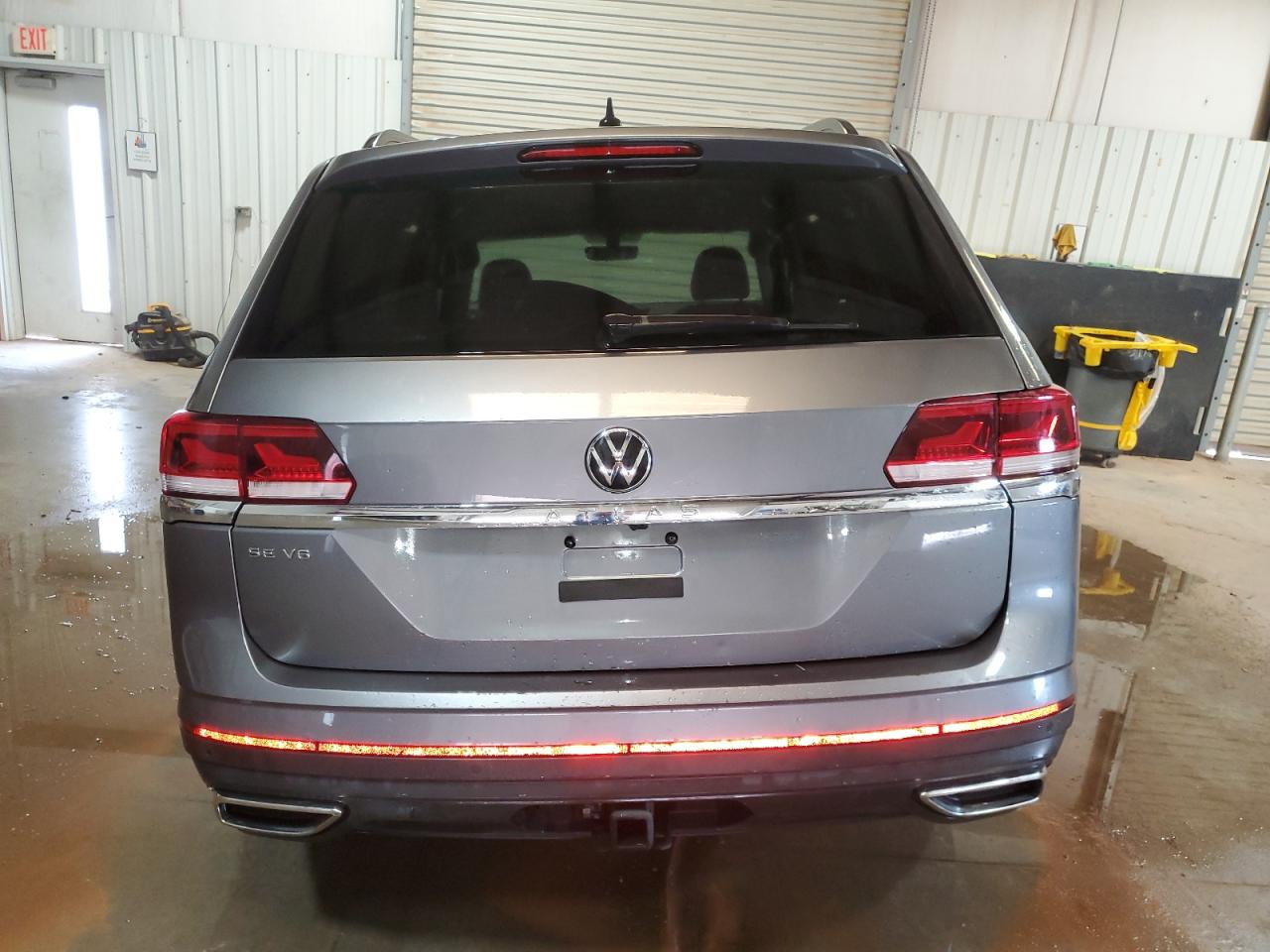 1V2JR2CA4NC560733 2022 Volkswagen Atlas Se