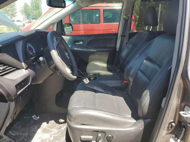 2016 TOYOTA SIENNA SE 5TDXK3DC8GS748758