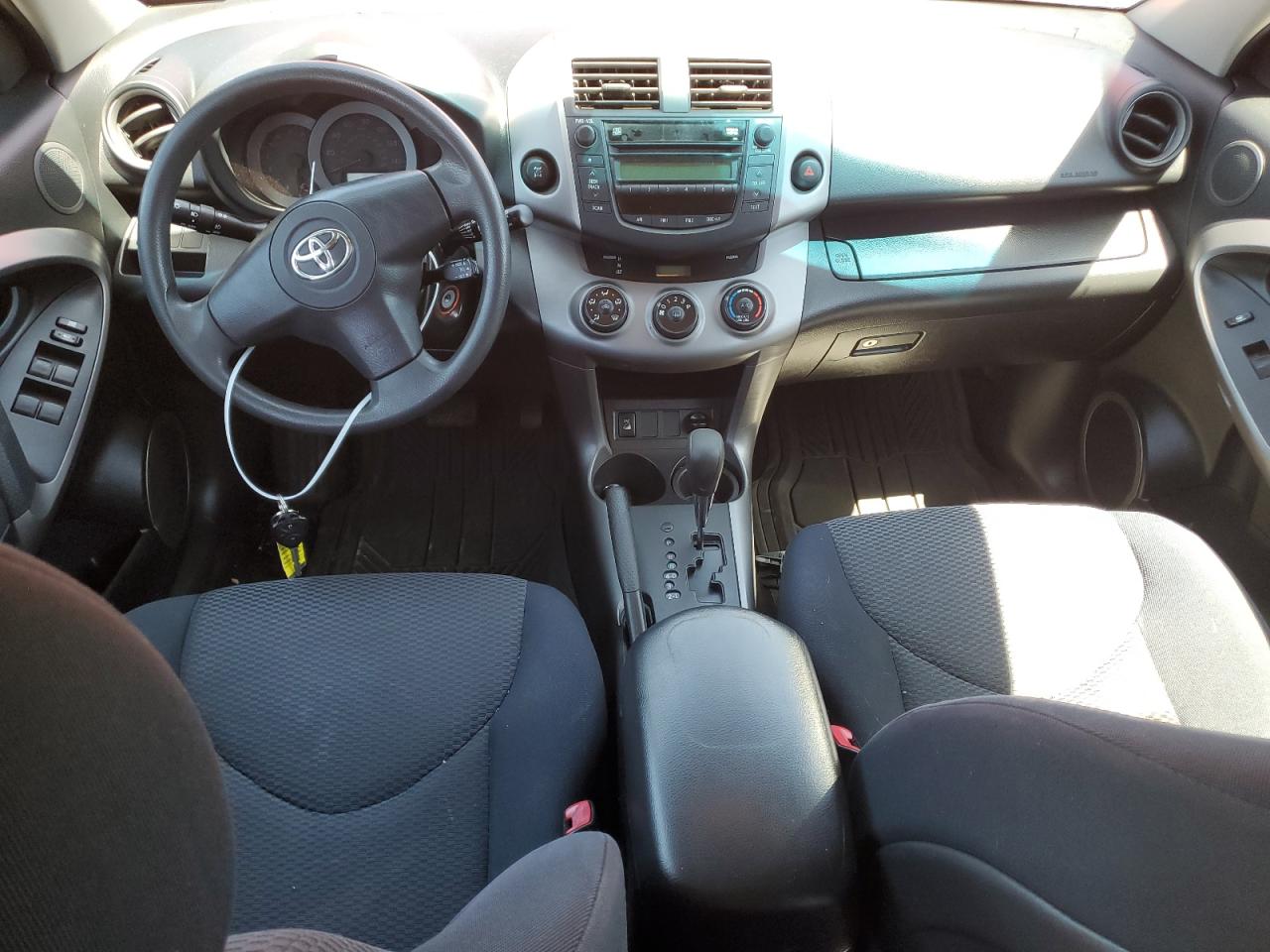 JTMBK32V075018038 2007 Toyota Rav4 Sport