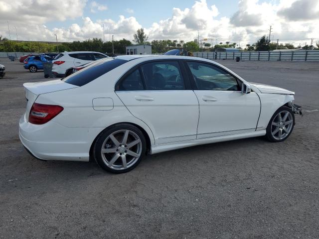 VIN WDDGF4HB5EA924340 2014 Mercedes-Benz C-Class, 250 no.3