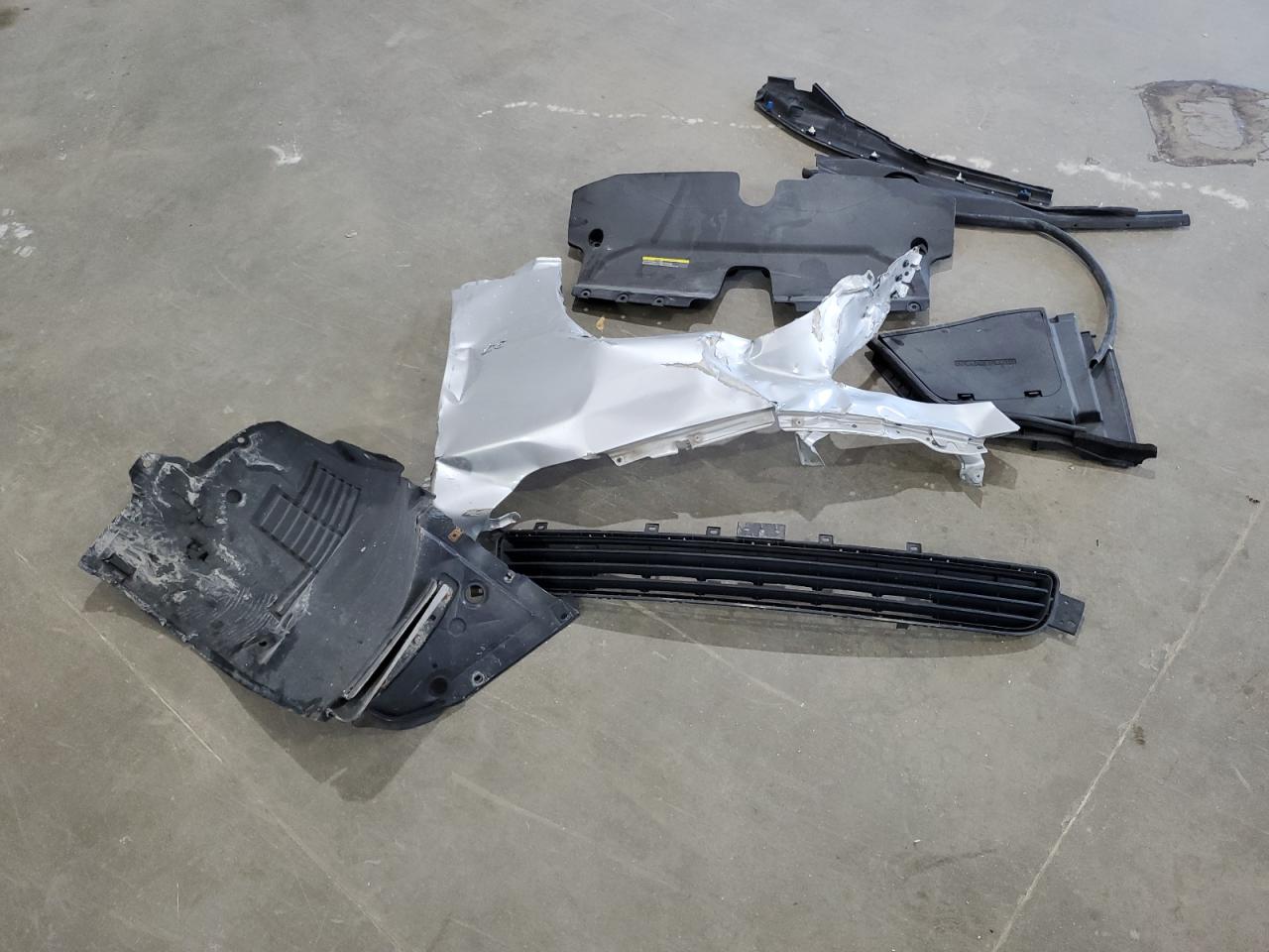 JN1BV7AR1FM407989 2015 Infiniti Q50 Base