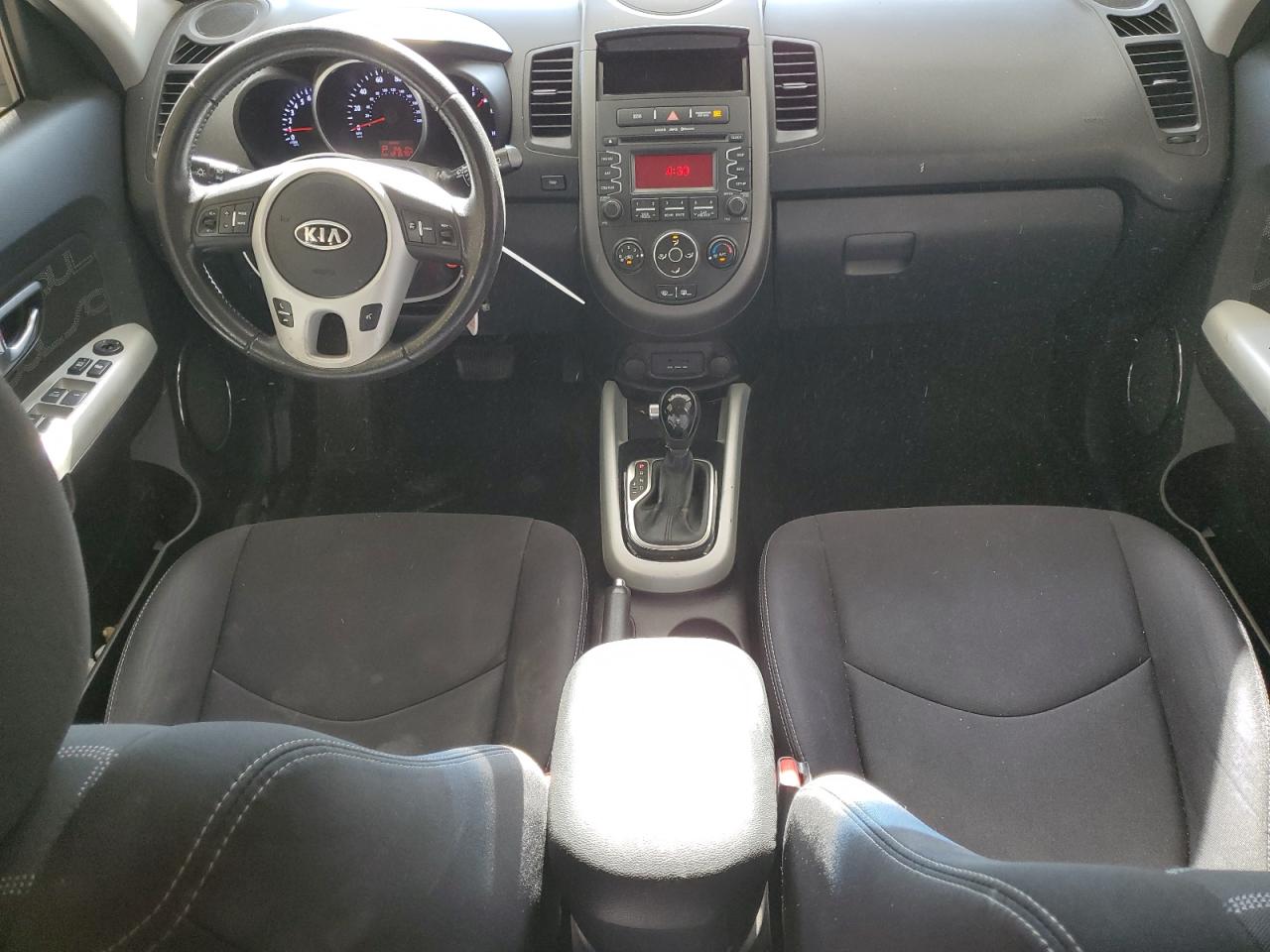 KNDJT2A62C7381369 2012 Kia Soul +