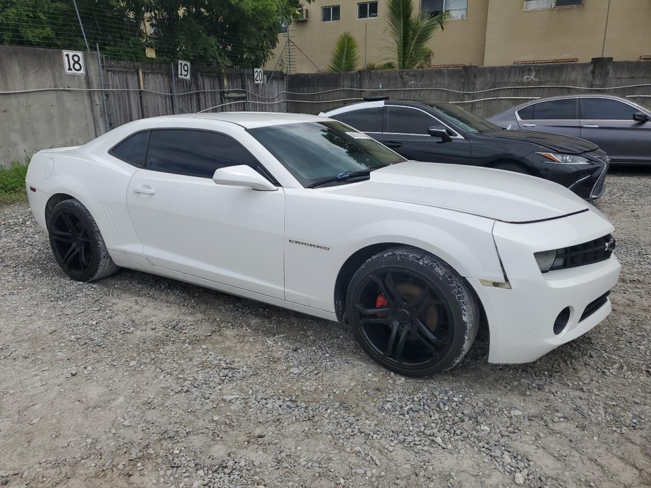 2012 Chevrolet Camaro Ls vin: 2G1FA1E35C9173676