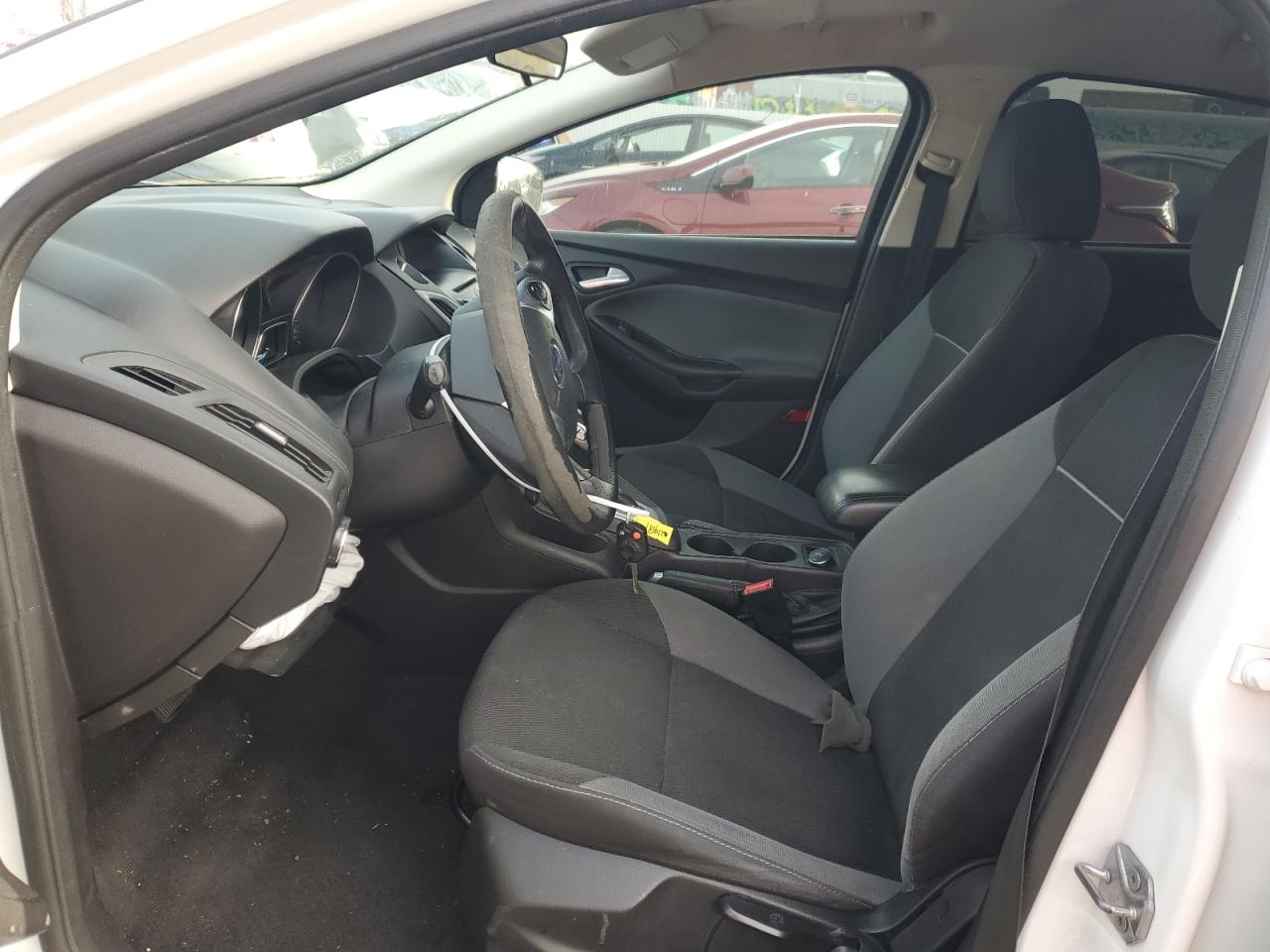 1FADP3F21EL219181 2014 Ford Focus Se