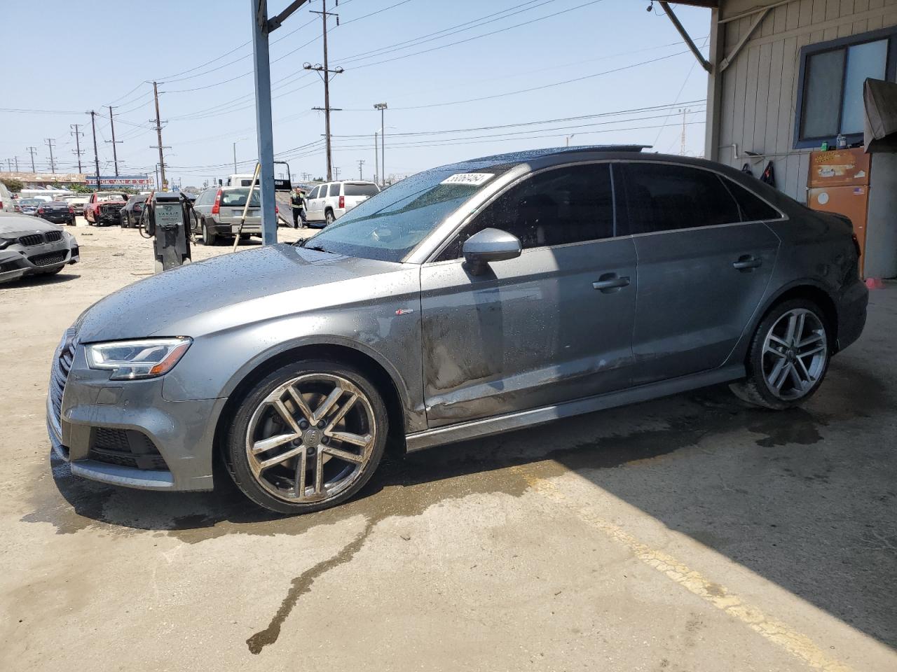 2019 Audi A3 Premium Plus vin: WAUGUGFF4K1009009