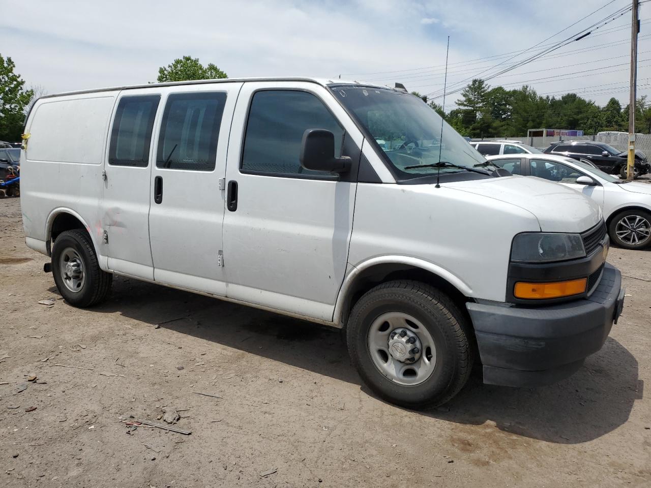 1GCWGAFP8K1280828 2019 Chevrolet Express G2500