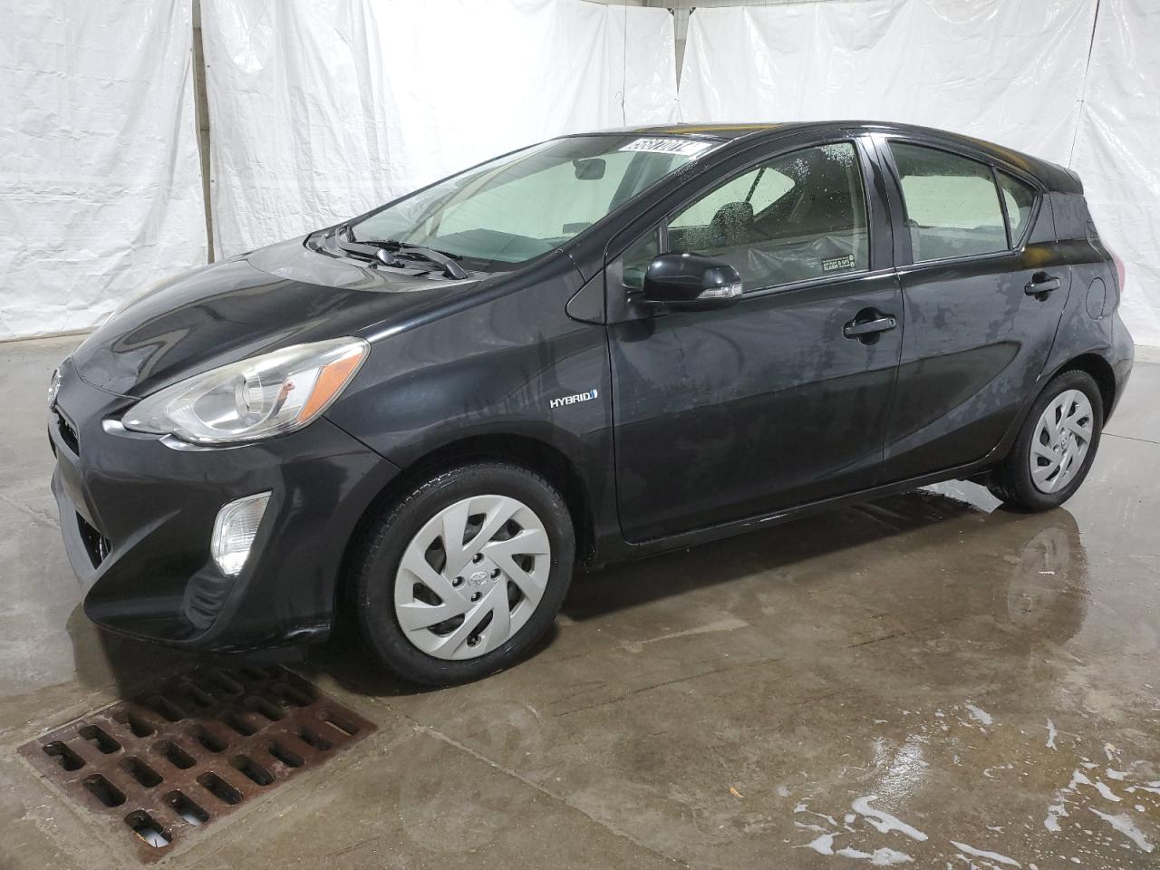 JTDKDTB30G1119824 2016 Toyota Prius C