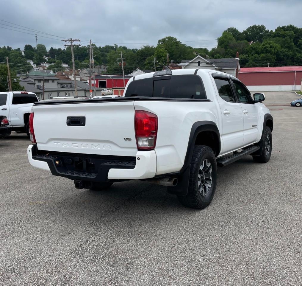 2017 Toyota Tacoma Double Cab vin: 3TMCZ5AN0HM113580