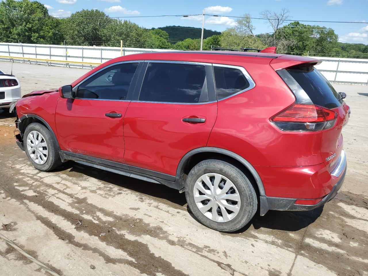 JN8AT2MT5HW400158 2017 Nissan Rogue S