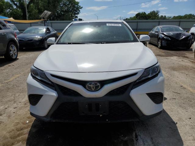 VIN 4T1B11HK7JU099746 2018 Toyota Camry, L no.5