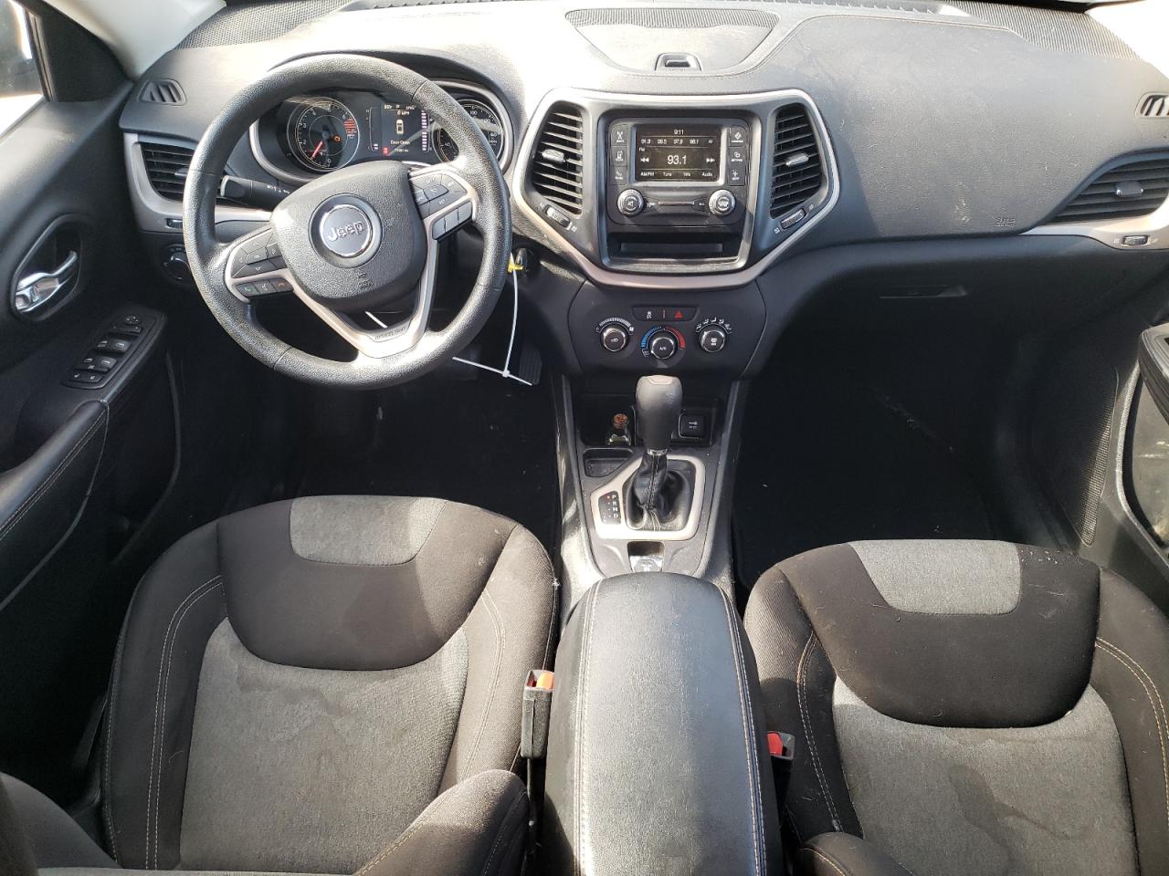 1C4PJLAB0HW547906 2017 Jeep Cherokee Sport