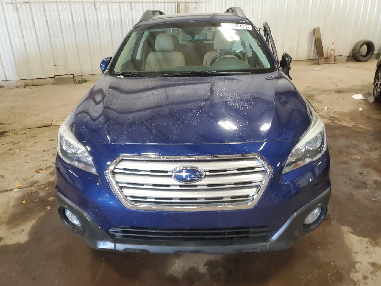 2015 Subaru Outback 2.5I Premium vin: 4S4BSBFC2F3306135