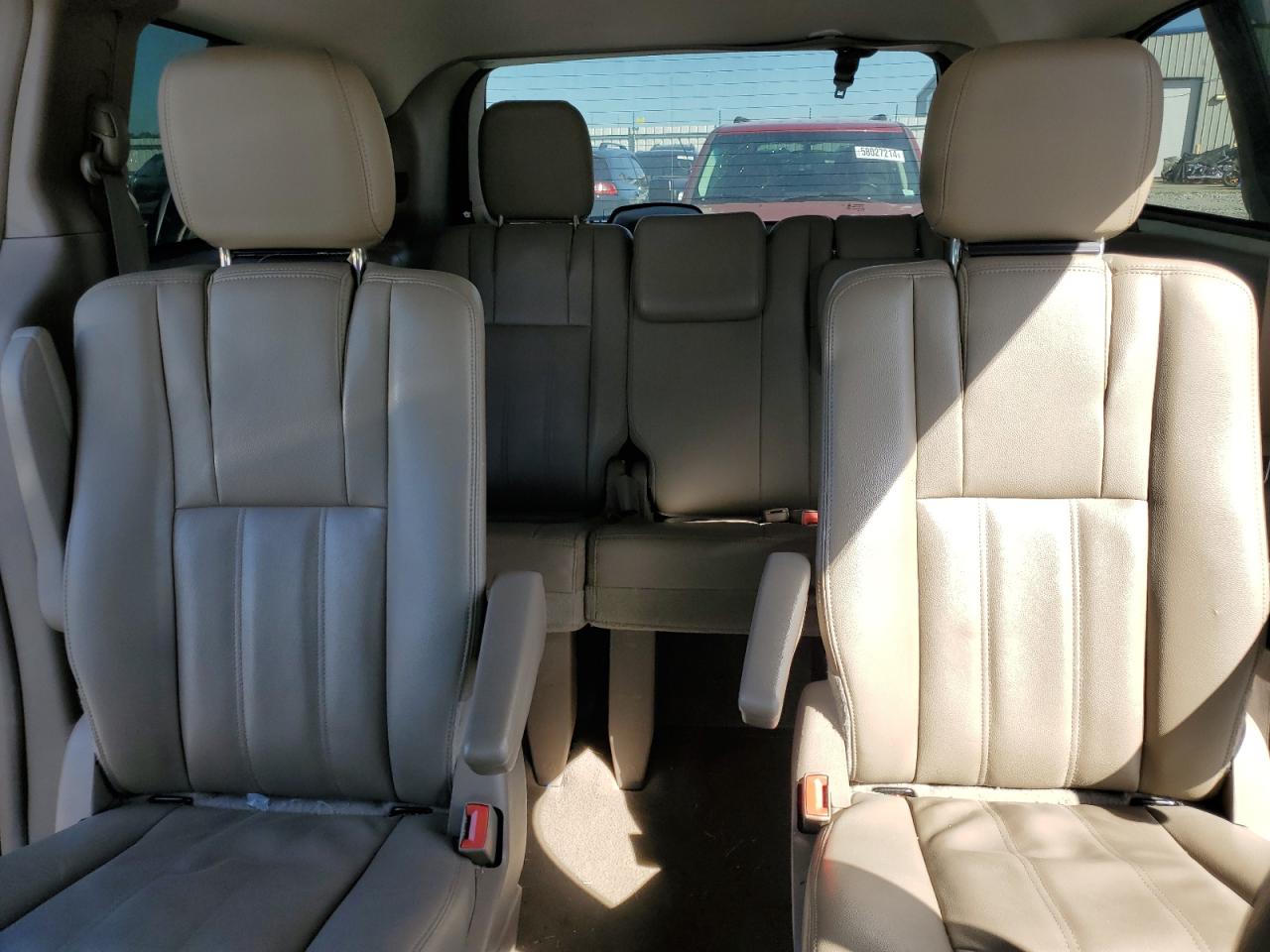 2C4RC1BG6GR230611 2016 Chrysler Town & Country Touring