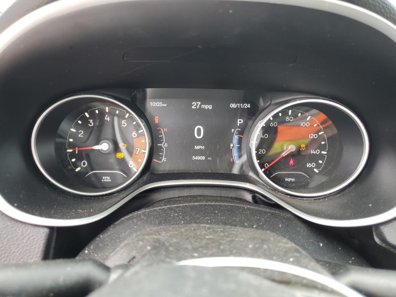 3C4NJCBB2JT105629 2018 Jeep Compass Latitude