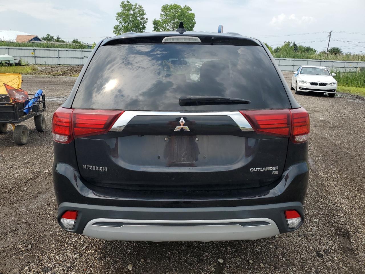 JA4AD3A30KZ042485 2019 Mitsubishi Outlander Se