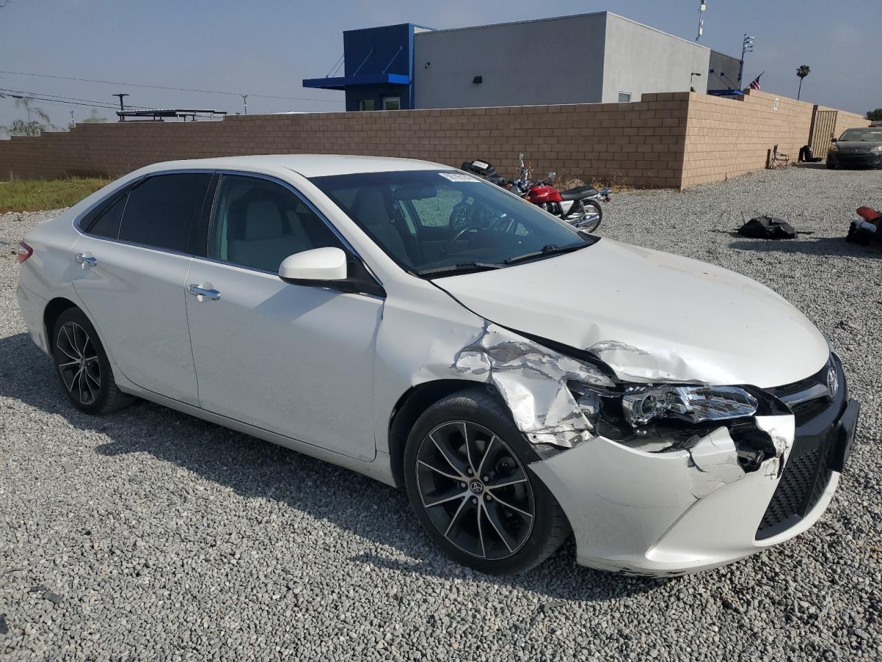 4T1BF1FK0FU022650 2015 Toyota Camry Le